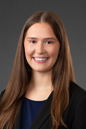 Photo of Samantha E. Rust